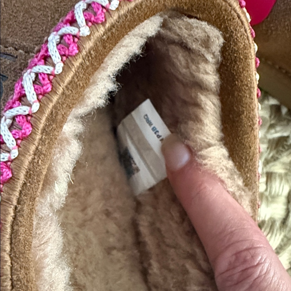 UGG Tasman “Chopd” Slippers - Picture 7 of 8